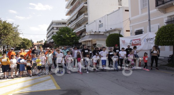 ΛΑΪΚΟΣ ΑΓΩΝΑΣ ΔΡΟΜΟΥ ΧΑΛΚΙΔΑΣ: Έτρεξαν για καλό σκοπό (VIDEO)