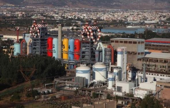 Παρέμβαση για τη διάσωση της βαριάς βιομηχανίας