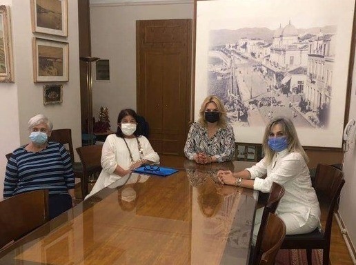 ΧΑΛΚΙΔΑ: Η Δήμαρχος συναντήθηκε με την πρόεδρο και μέλη του Θεάτρου Χαλκίδας