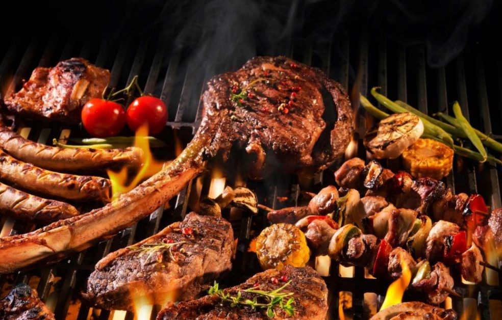 ΤΣΙΚΝΟΠΕΜΠΤΗ: Προτάσεις για να γιορτάσετε χορταστικά ακόμη και με lockdown