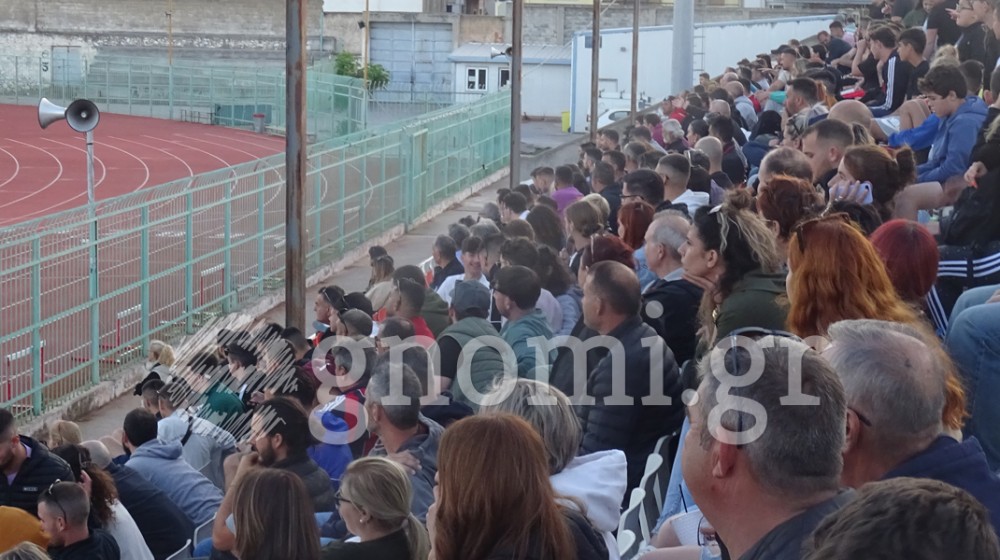 Αιδηψάρα βάλε ένα γκολ...