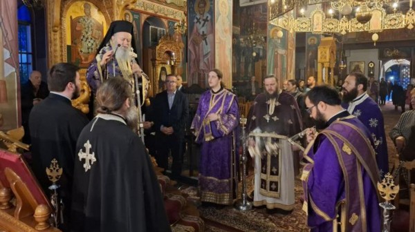 Στην Ενορία Αγίου Νικολάου Ερέτριας ο Μητροπολίτης κ. Χρυσόστομος