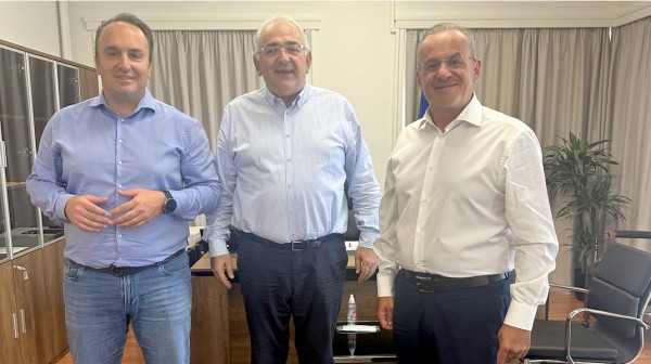 Στο Υπουργείο Εσωτερικών οι Θανάσης Ζεμπίλης και Γιάννης Κοντζιάς