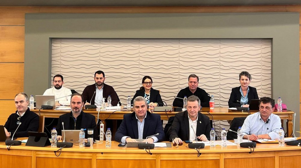 Πεπραγμένα και κοπή πίτας σε ειδική συνεδρίαση του Περιφερειακού Συμβουλίου Στερεάς Ελλάδας