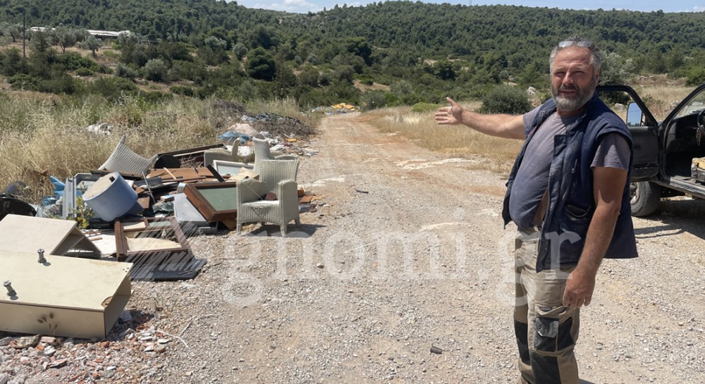 ΑΦΡΑΤΙ: Περιβαλλοντική μόλυνση από χωματερή (VIDEO)