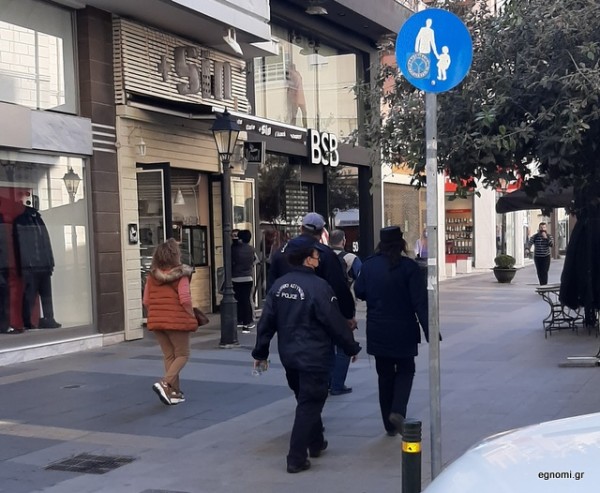 ΧΑΛΚΙΔΑ: Περιπολία, συστάσεις και ...εκκένωση της πλατείας δικαστηρίων