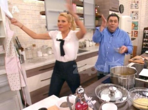 Τι είπε ο Πέσκιας στην Μενεγάκη και έφυγε τρέχοντας (VIDEO)