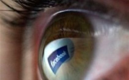 Kατηγορούν Eυβοιώτισσα για εκβιασμό τραγουδιστή