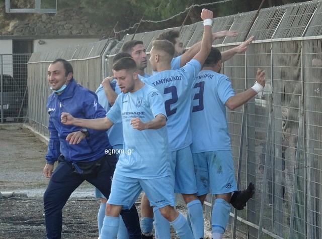 ΤΑΜΥΝΑΪΚΟΣ-ΑΟ ΧΑΛΚΙΣ 2-1: Νίκησε πανάξια και έβαλε φωτιά στην κορυφή