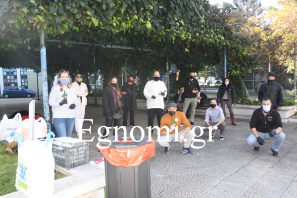 ΧΑΛΚΙΔΑ - ΧΡΙΣΤΟΥΓΕΝΝΑ: Δωρεάν φαγητό στην πλατεία Αγίου Νικολάου