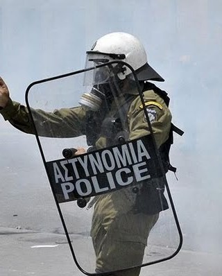 ΠΟΛΥΤΕΧΝΕΙΟ: Διμοιρίες ΜΑΤ από την Εύβοια μετακινούνται στην Αθήνα