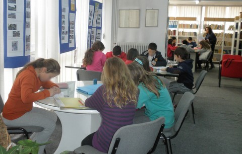 Με επίσκεψη στη Βιβλιοθήκη γιόρτασαν την παγκόσμια ημέρα του βιβλίου