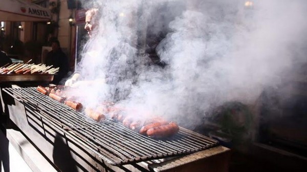 Τι είναι η Τσικνοπέμπτη και πώς καθιερώθηκε