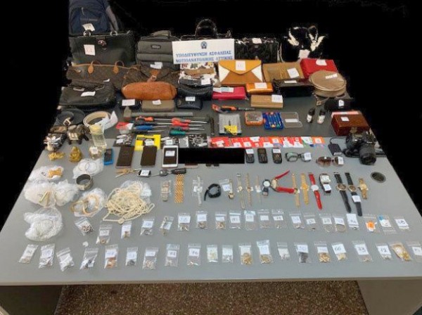 Εξαρθρώθηκε σπείρα διαρρηκτών με προτίμηση στα σπίτια παικτών του  Ολυμπιακού