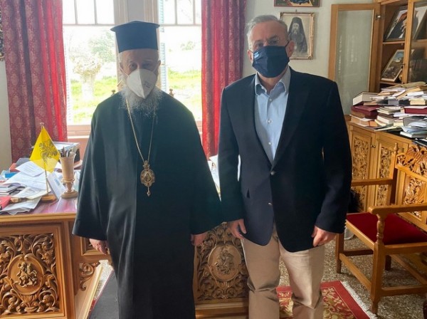 ΚΥΜΗ: Ο Θανάσης Ζεμπίλης συναντήθηκε με τον Μητροπολίτη κ. Σεραφείμ