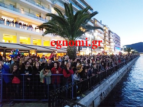 ΘΑΛΑΣΣΙΝΟ ΚΑΡΝΑΒΑΛΙ ΧΑΛΚΙΔΑ 2019: Βουλιάζει από κόσμο η παραλία