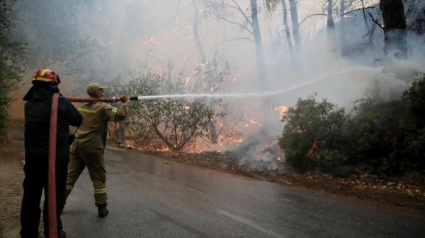 Υπό έλεγχο η φωτιά στο Μηλάκι Αλιβερίου