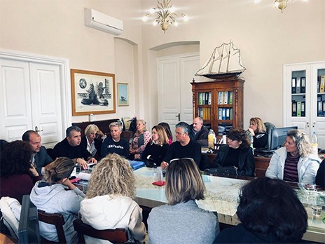 ΔΗΜΟΣ ΚΑΡΥΣΤΟΥ: Έκτακτη σύσκεψη για τον κορωνοϊό
