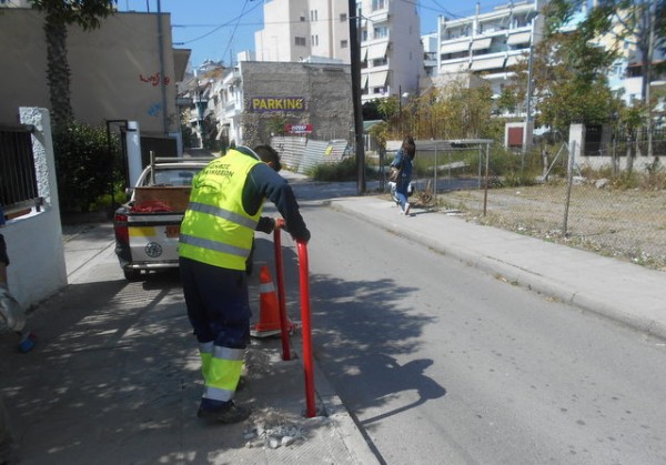 Παρεμβάσεις στα πεζοδρόμια της οδού Κακαρά στη Χαλκίδα