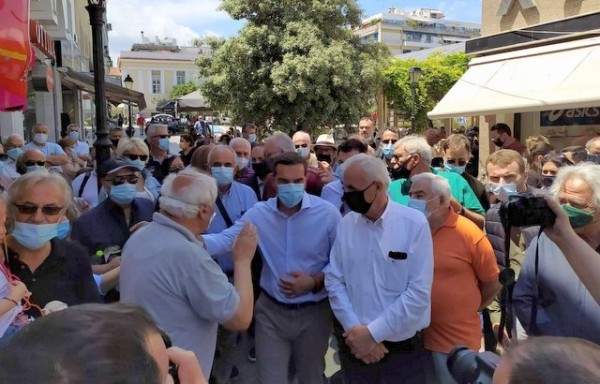 ΑΠΟΣΤΟΛΟΥ: Πετυχημένη η επίσκεψη του Τσίπρα στη Χαλκίδα