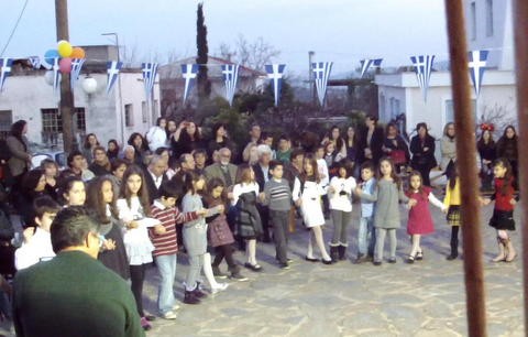 Πετυχημένο γαϊτανάκι στο Γυμνό