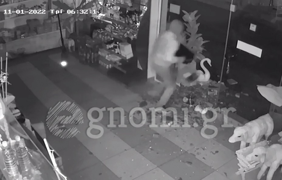 ΒΑΣΙΛΙΚΟ: Κλέφτες επιμένουν και σπάνε τζαμαρία κρεοπωλείου (VIDEO)