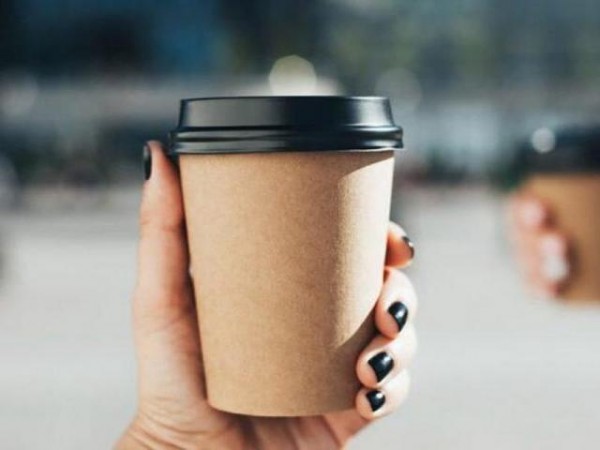 Ακριβότερος ο καφές στο χέρι από την Πρωτοχρονιά