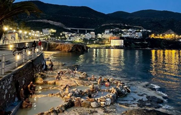 ΛΟΥΤΡΑ ΑΙΔΗΨΟΥ: Ξεκίνησε η λειτουργία της Ιαματικής Πηγής