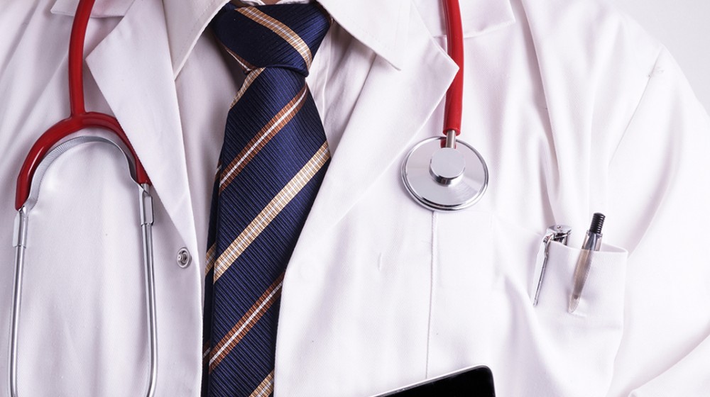 Πρόστιμο 15.000 ευρώ σε γιατρό και υποψήφιο βουλευτή του ΠΑΣΟΚ - Έστελνε SMS σε ασθενείς για να τον ψηφίσουν