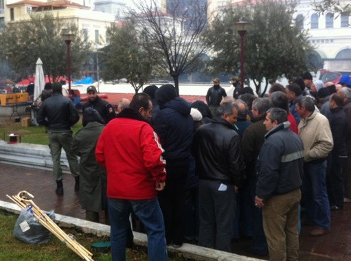 Στην ουρά για λίγο κρέας