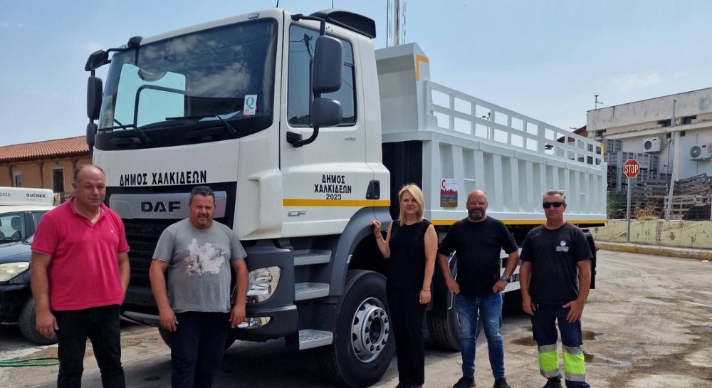 Καινούργιο τετραξονικό φορτηγό απέκτησε ο Δήμος Χαλκιδέων
