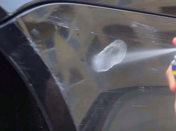 Κολπάκι για να σβήσετε τις γρατσουνιές από το αυτοκίνητο (VIDEO)