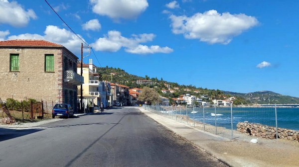 ΠΛΑΤΑΝΑ ΚΥΜΗΣ: Ξεκινάει έργο προστασίας της παράκτιας ζώνης του οικισμού