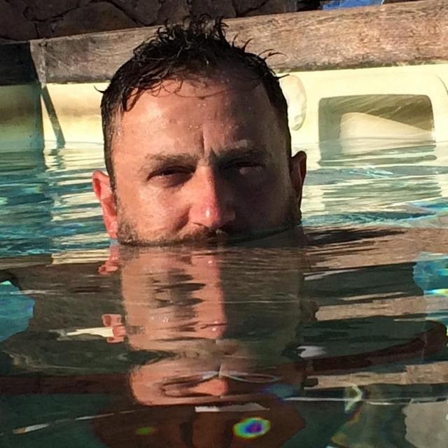 Το κεφάλι μέσα ο Αργύρης