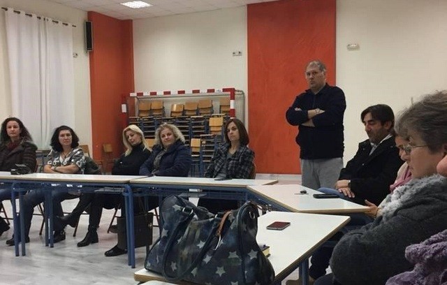 Συνάντηση γονέων στο Γυμνάσιο Ψαχνών