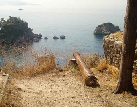 Πάργα: Τουρίστρια έπεσε από το κάστρο και σκοτώθηκε