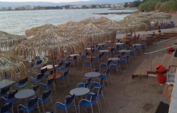 ΚΑΛΑΜΙΑ ΑΡΤΑΚΗΣ: Πήγε να κάνει μπάνιο και πνίγηκε 79χρονος