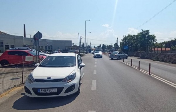ΧΑΛΚΙΔΑ: Σοβαρός κίνδυνος ατυχήματος στην οδό Στύρων μπροστά στο ΚΤΕΛ