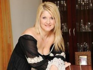 Γλέντι με τη Χαρά Βέρρα στην Αυλίδα