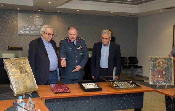 Παράδοση κατασχεμένων αρχαιολογικών ευρημάτων σε ειδική τελετή