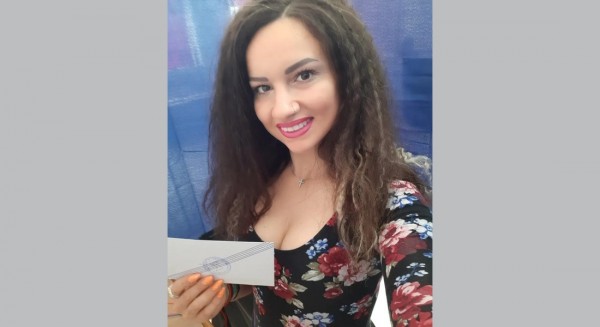 Η Ελευθερία Σίδερη ψήφισε και περιμένει κούπα από τον Ολυμπιακό