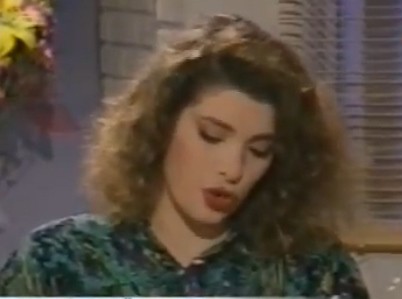 Οταν η Μενεγάκη ήταν καστανή (video)