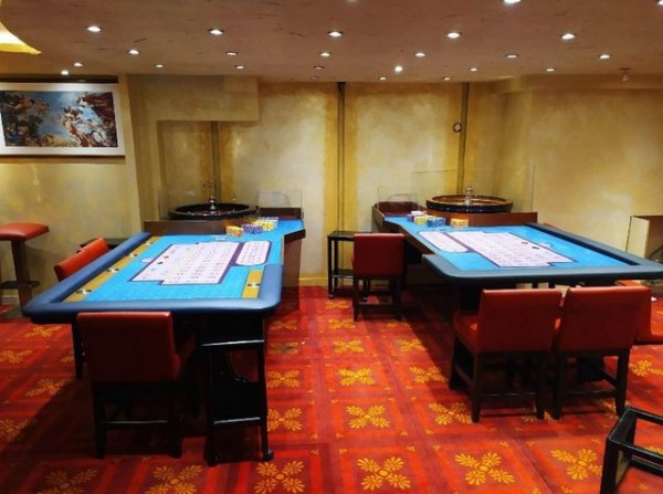 Παράνομο καζίνο λειτουργούσε σε καφετέρια (VIDEO)