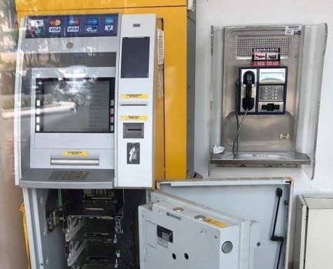 Ντύθηκαν γιατρός και ασθενής και λήστεψαν το νοσοκομείο