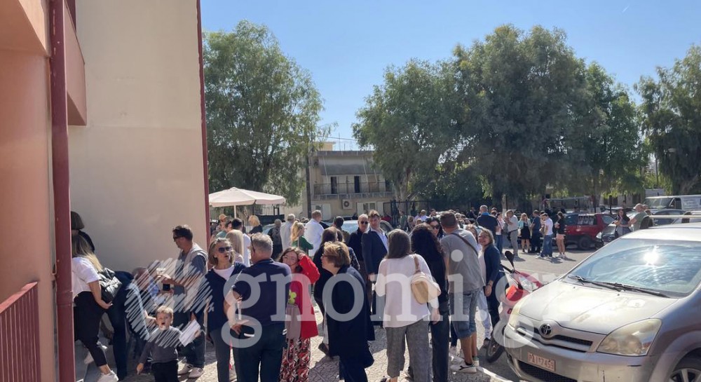 ΕΚΛΟΓΕΣ ΔΗΜΟΣ ΕΡΕΤΡΙΑΣ: Πολύ μεγάλη προσέλευση κόσμου στο Λύκειο (VIDEO)