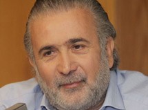 Τον άφησαν χωρίς τζιπ