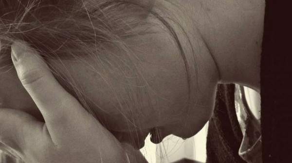 Μαρτύριο για 31χρονη: Τη βίαζε από τα 16 ο πατέρας της - Απέκτησε και παιδί μαζί της