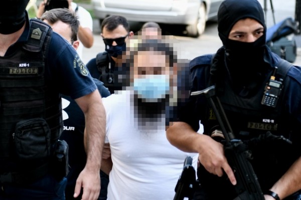 Μονή Πετράκη: Στη φυλακή ο ιερέας για την επίθεση με βιτριόλι