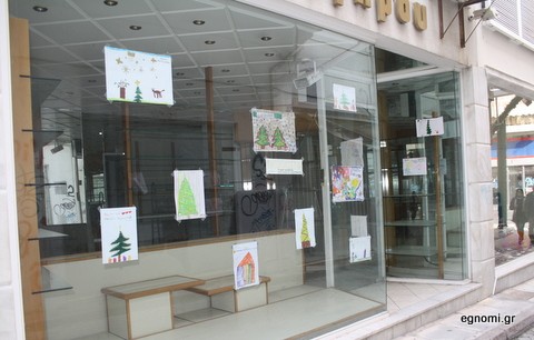Εικαστική παρέμβαση από μαθητές στα ξενοίκιαστα μαγαζιά