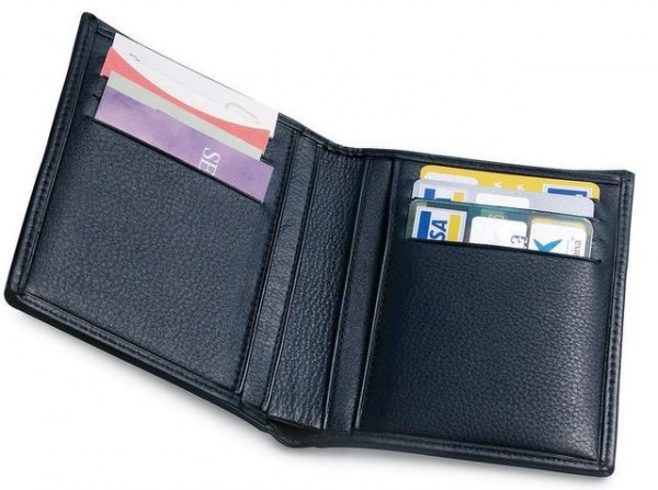 Έκλεψε δύο πορτοφόλια με την μέθοδο της απασχόλησης 27χρονος Έλληνας